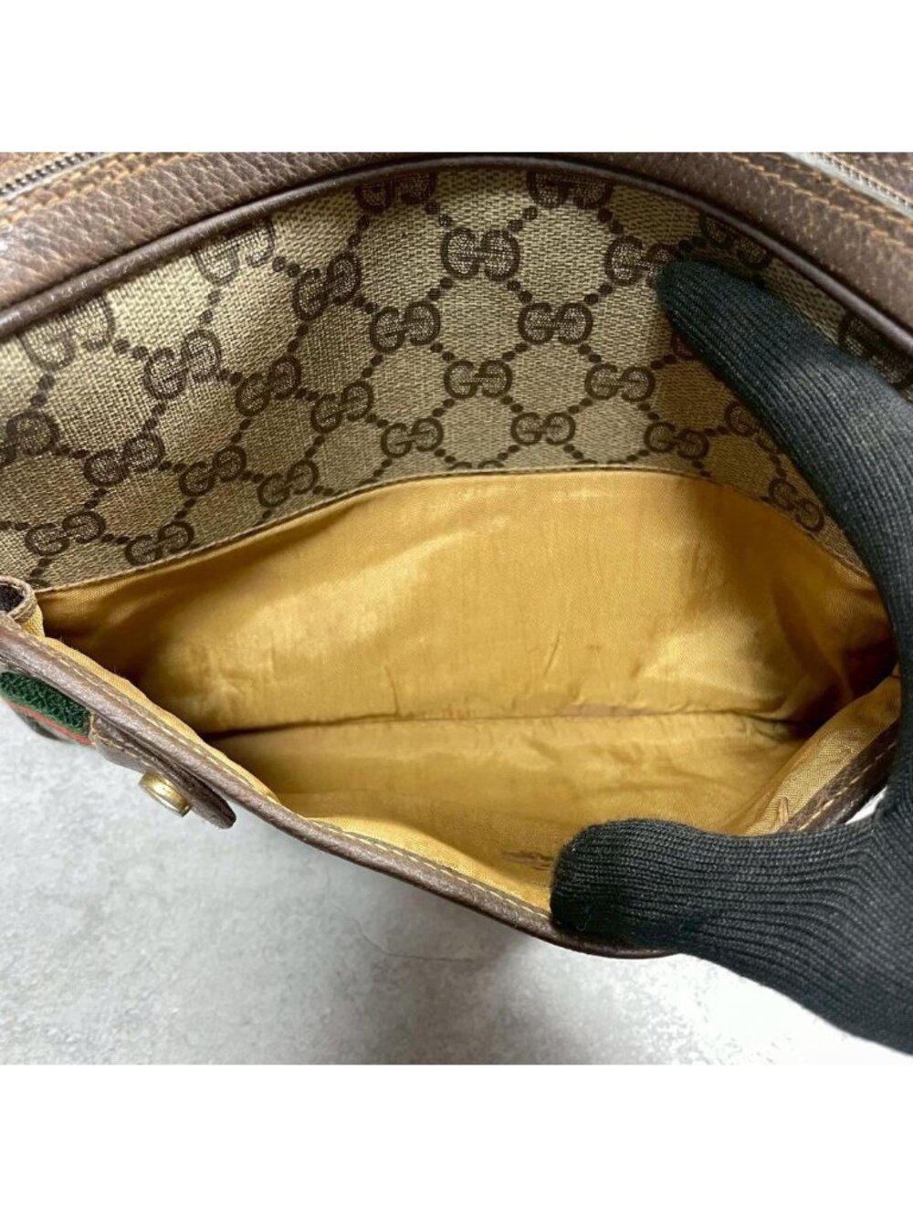 Gucci GG Sherry Line Shoulder Bag Brown Logo - Picture 6 of 10